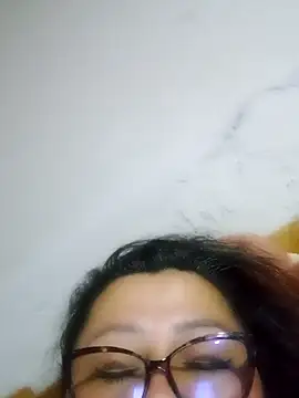 Darly Gomez online show from 12/23/24, 01:24