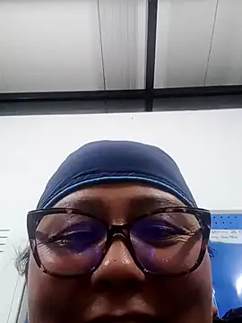 Darly Gomez online show from 12/28/24, 05:02