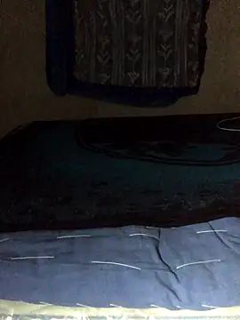 manuamador online show from 12/23/25, 04:21