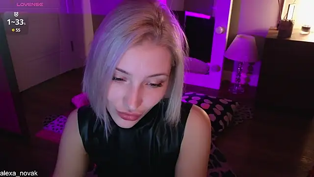 Snapshot of alexa_novak chatting on 02/19/25, 01:51 alexa novak online show from 02/19/25, 01:51