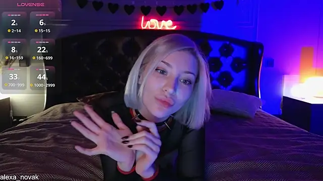 Snapshot of alexa_novak chatting on 02/28/25, 01:47 alexa novak online show from 02/28/25, 01:47