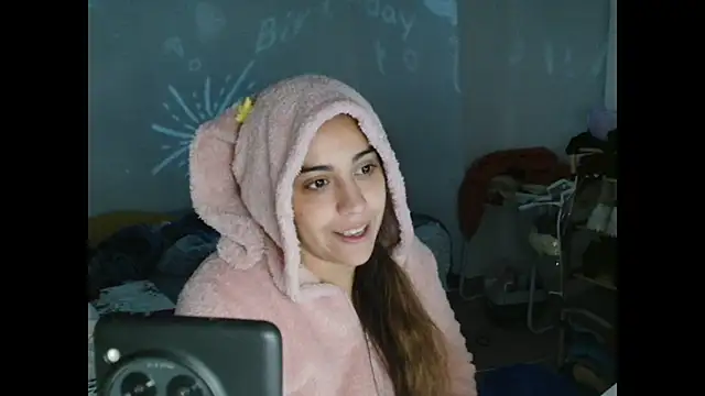 Ursumi1 online show from 11/13/25, 08:52