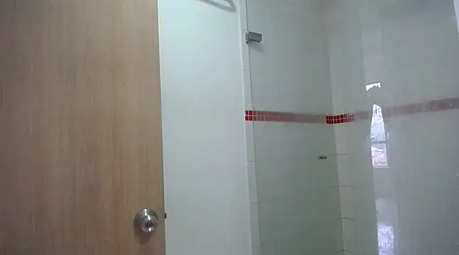 aria jhonsson online show from 03/05/25, 05:08