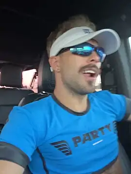 Snapshot of 69woodinson chatting on 10/08/25, 11:30 69woodinson online show from 10/08/25, 11:30