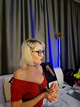 Snapshot of Milforja chatting on 01/08/26, 07:16 Milforja online show from 01/08/26, 07:16