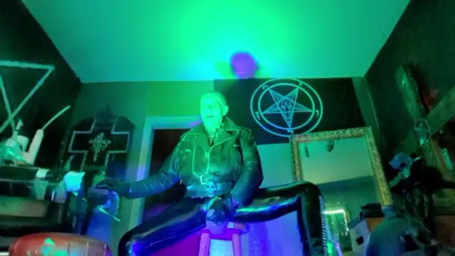 Snapshot of BULGEDEMON chatting on 04/03/26, 09:46 BULGEDEMON online show from 04/03/26, 09:46