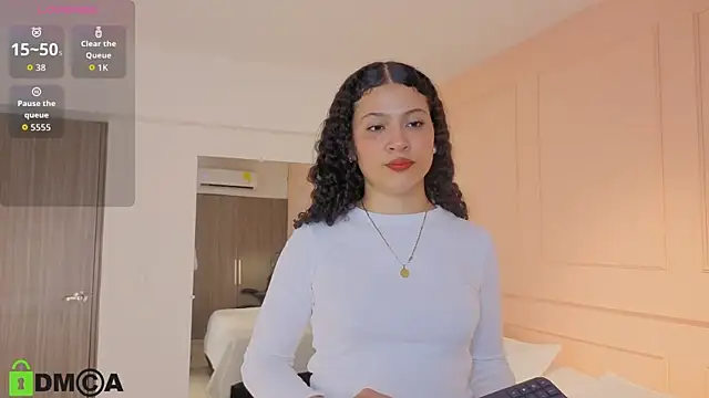 Snapshot of SHARONN____ chatting on 09/11/25, 04:12 SHARONN online show from 09/11/25, 04:12