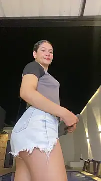 SHARONN     online show from 05/26/26, 04:08