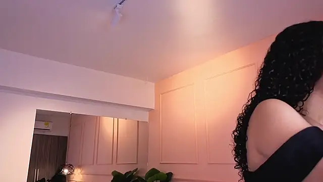 SHARONN     online show from 06/01/26, 04:03