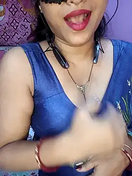 Snapshot of Sexy_Mona_Bhabhi chatting on 09/18/25, 05:37 Sexy Mona Bhabhi online show from 09/18/25, 05:37