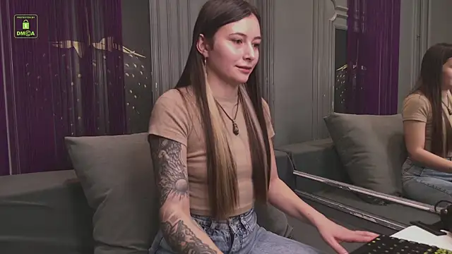 Ishtar Divine online show from 02/04/25, 11:49