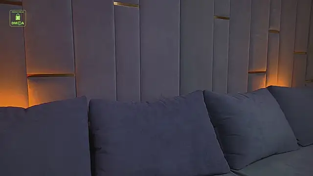 Ishtar Divine online show from 02/13/25, 07:24