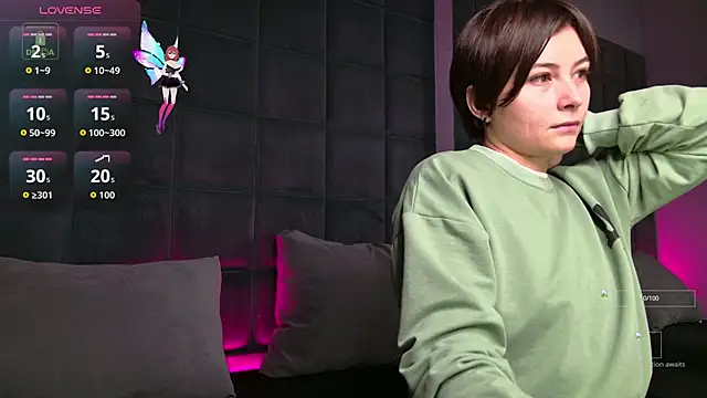 Ishtar Divine online show from 11/13/25, 04:33