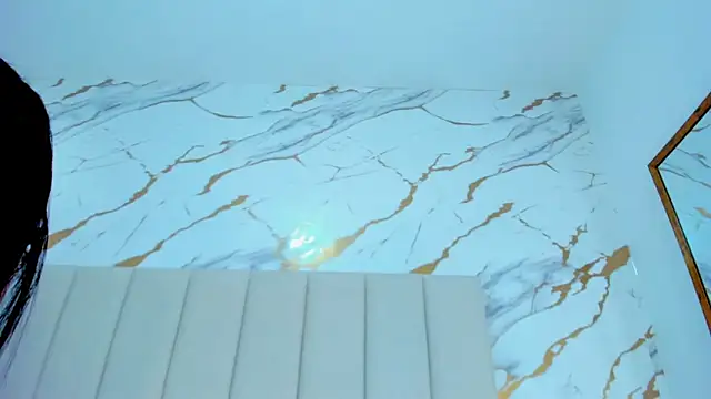 Snapshot of aggy_castel chatting on 03/28/26, 02:38 aggy castel online show from 03/28/26, 02:38