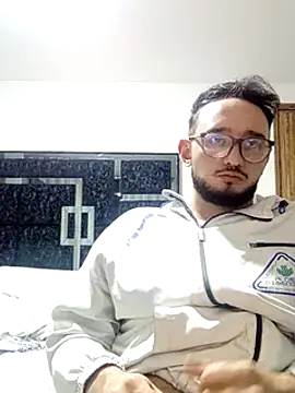 Nene1325 online show from 12/18/24, 08:09