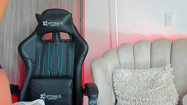 Tamaraa Serra online show from 10/02/25, 06:15