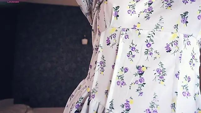 MoiraHavins online show from 11/16/25, 05:13