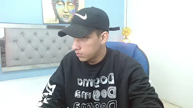 Snapshot of Jheidertwink chatting on 12/15/24, 04:29 Jheidertwink online show from 12/15/24, 04:29