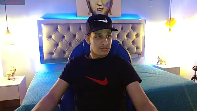 Snapshot of Jheidertwink chatting on 01/07/25, 03:24 Jheidertwink online show from 01/07/25, 03:24