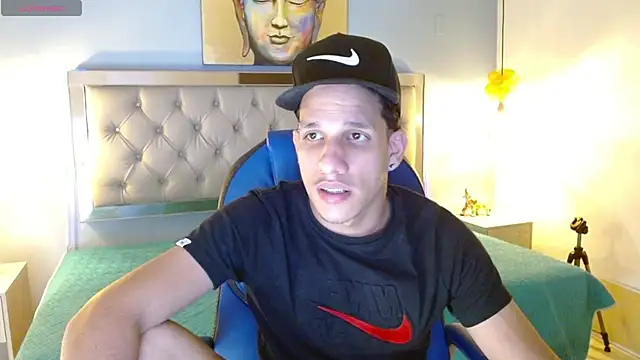 Snapshot of Jheidertwink chatting on 01/07/25, 06:27 Jheidertwink online show from 01/07/25, 06:27