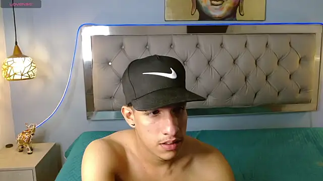 Snapshot of Jheidertwink chatting on 01/09/25, 09:59 Jheidertwink online show from 01/09/25, 09:59