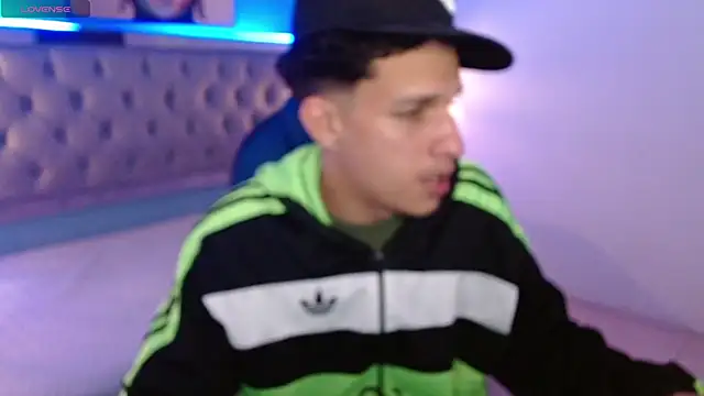 Snapshot of Jheidertwink chatting on 01/12/25, 03:39 Jheidertwink online show from 01/12/25, 03:39