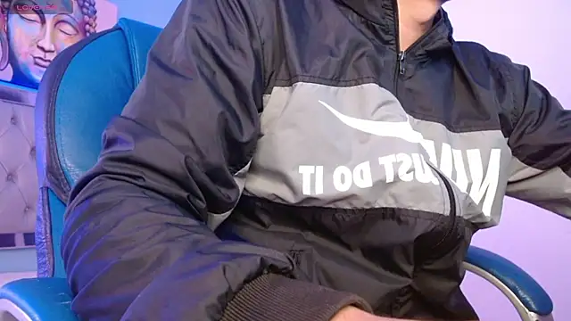 Snapshot of Jheidertwink chatting on 01/21/25, 03:59 Jheidertwink online show from 01/21/25, 03:59