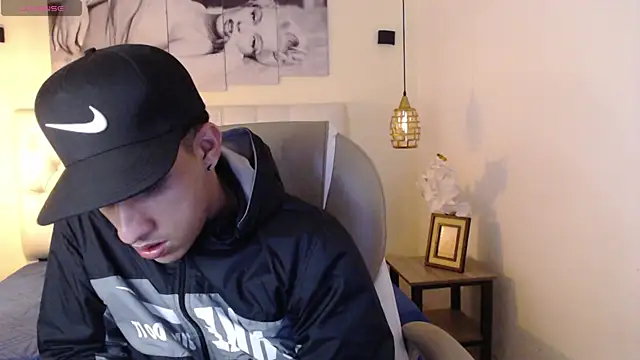 Snapshot of Jheidertwink chatting on 01/29/25, 03:44 Jheidertwink online show from 01/29/25, 03:44