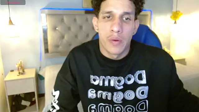 Snapshot of Jheidertwink chatting on 02/08/25, 03:41 Jheidertwink online show from 02/08/25, 03:41