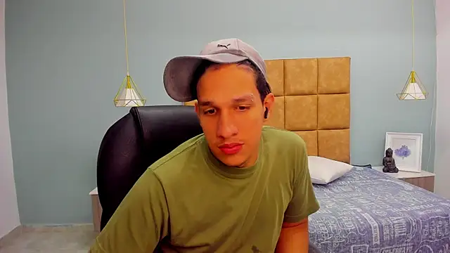 Snapshot of Jheidertwink chatting on 09/21/25, 12:29 Jheidertwink online show from 09/21/25, 12:29