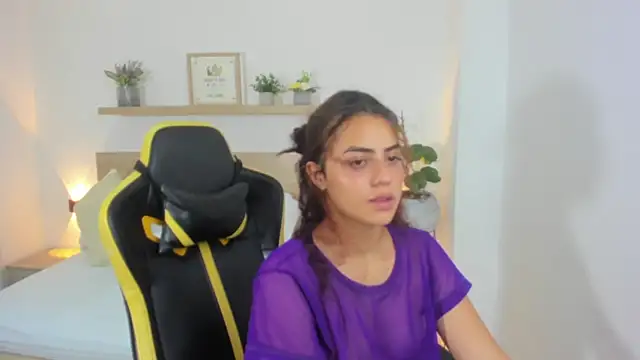 yaya23x online show from 12/20/24, 07:07