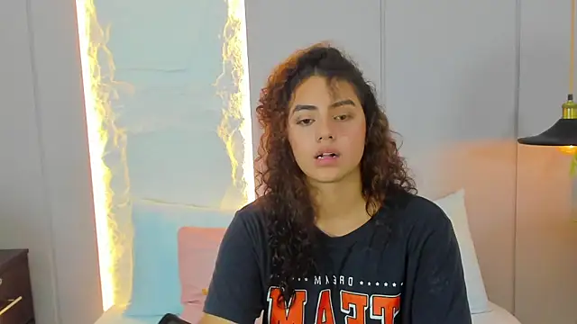 yaya23x online show from 03/20/25, 07:04