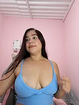 Snapshot of Eily__ chatting on 11/24/25, 11:37 Eily online show from 11/24/25, 11:37