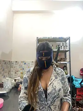 HoneyBearCpl online show from 02/01/25, 02:45