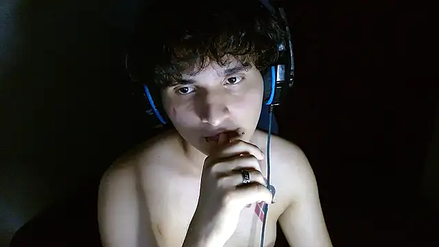Charley quin online show from 05/15/26, 02:07