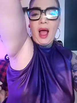 poisson ivy online show from 10/20/25, 03:18