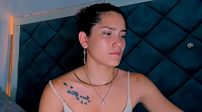 Nellyhills online show from 02/04/25, 07:11