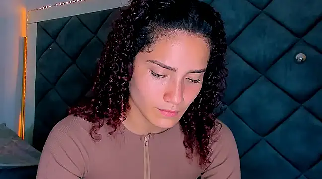 Nellyhills online show from 02/06/25, 09:28