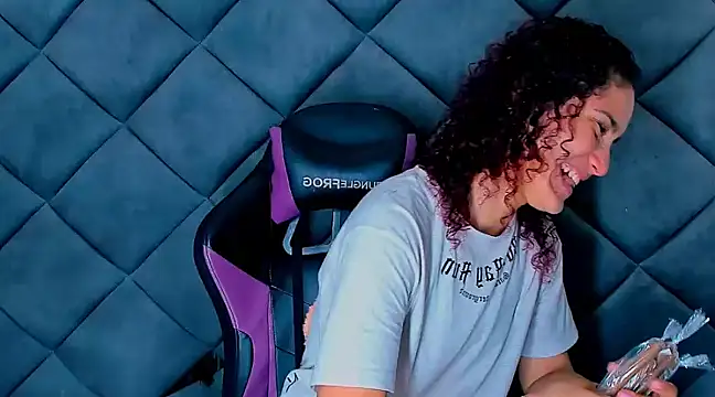 Nellyhills online show from 02/07/25, 10:52