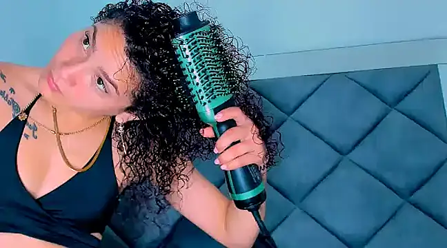 Nellyhills online show from 02/08/25, 12:39