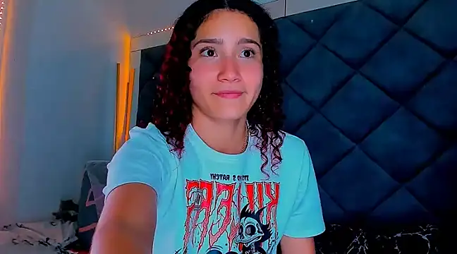 Nellyhills online show from 03/03/25, 06:44