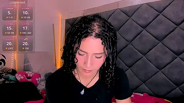 Nellyhills online show from 09/15/25, 11:27