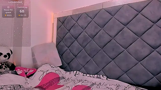 Nellyhills online show from 10/03/25, 10:34