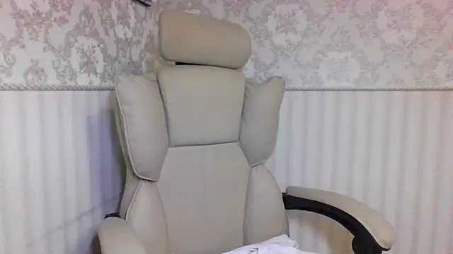 jennifer838 online show from 11/24/25, 11:54