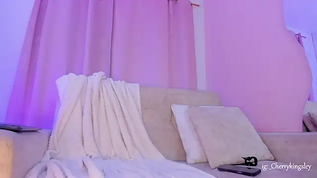  cherrykingsley1 online show from 09/26/25, 04:38