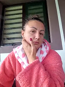 Snapshot of AudreyJoy chatting on 09/25/25, 05:33 AudreyJoy online show from 09/25/25, 05:33