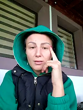 Snapshot of AudreyJoy chatting on 10/02/25, 05:47 AudreyJoy online show from 10/02/25, 05:47