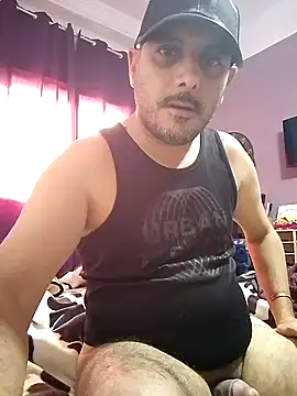 Snapshot of arabian82 chatting on 12/20/24, 02:49 arabian82 online show from 12/20/24, 02:49