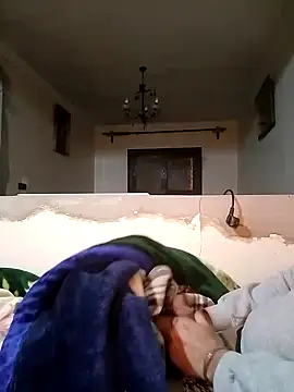 Snapshot of arabian82 chatting on 01/03/25, 01:27 arabian82 online show from 01/03/25, 01:27