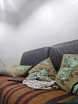 Snapshot of arabian82 chatting on 01/07/25, 06:03 arabian82 online show from 01/07/25, 06:03